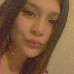 Meet your Posher, Desiree